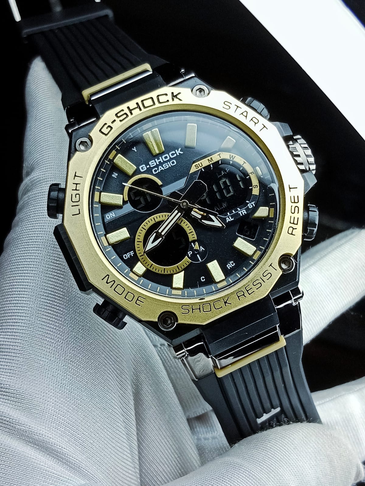 Gshock 007 Golden black Gshock AA