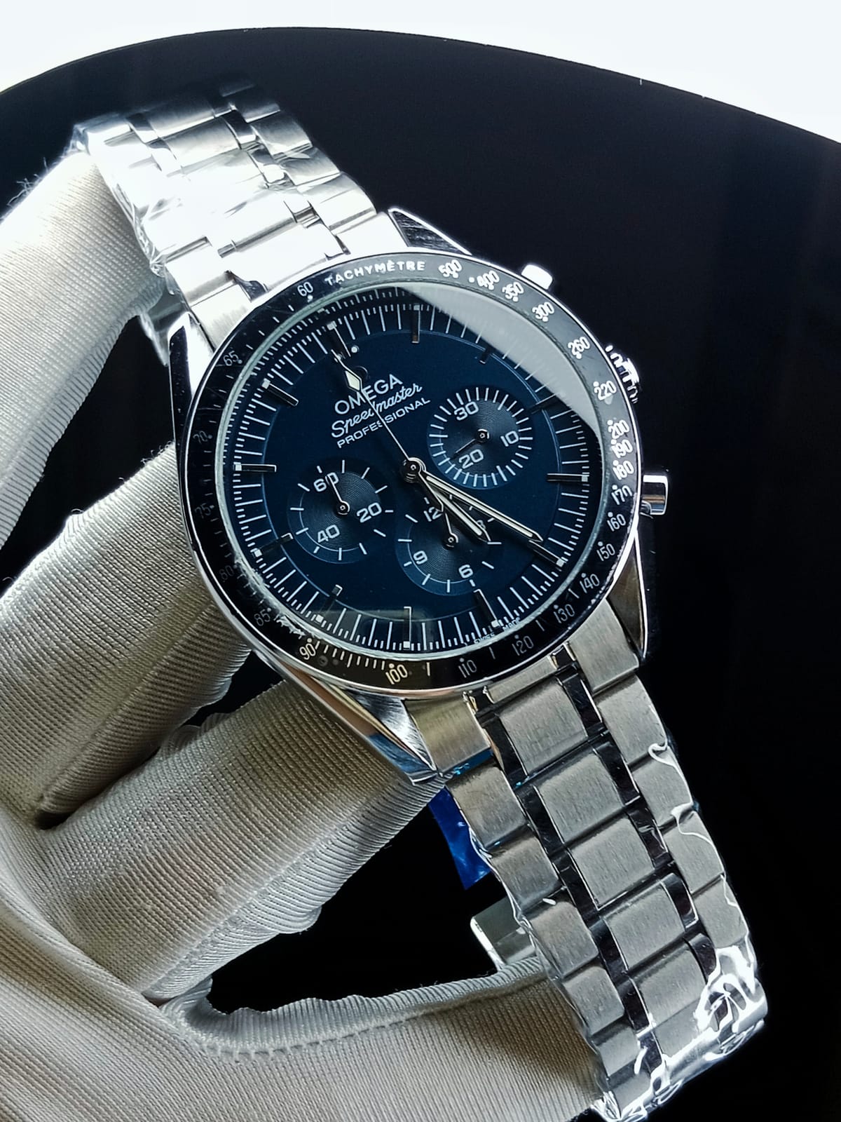 Omega speedmaster silver blue