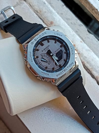Gshock Gm 2100 silver grey with black belt_img_4