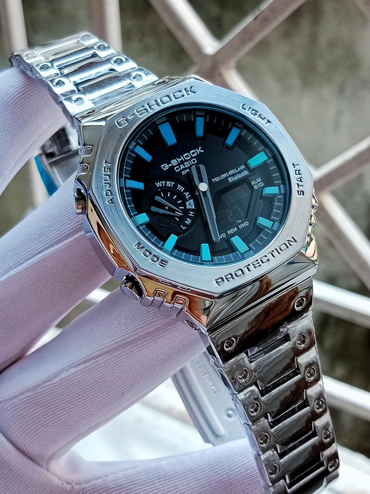 Gshock Gm-B2100 silver black rainbow
