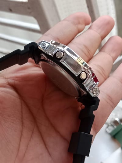 Gm2100 Casio G shock (Black dial, silver case, black belt)_img_2