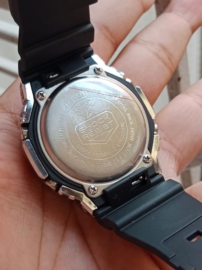 Gm2100 Casio G-Shock (silver dial, silver case, black strap)_img_1