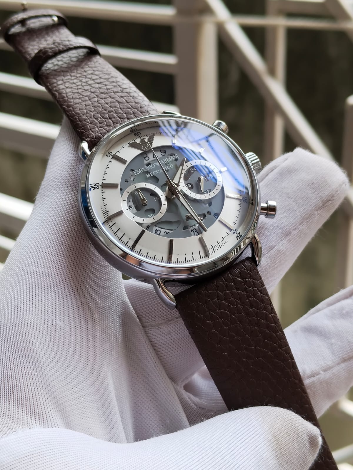 Emperio Armani oval (silver case, white dial, brown belt)