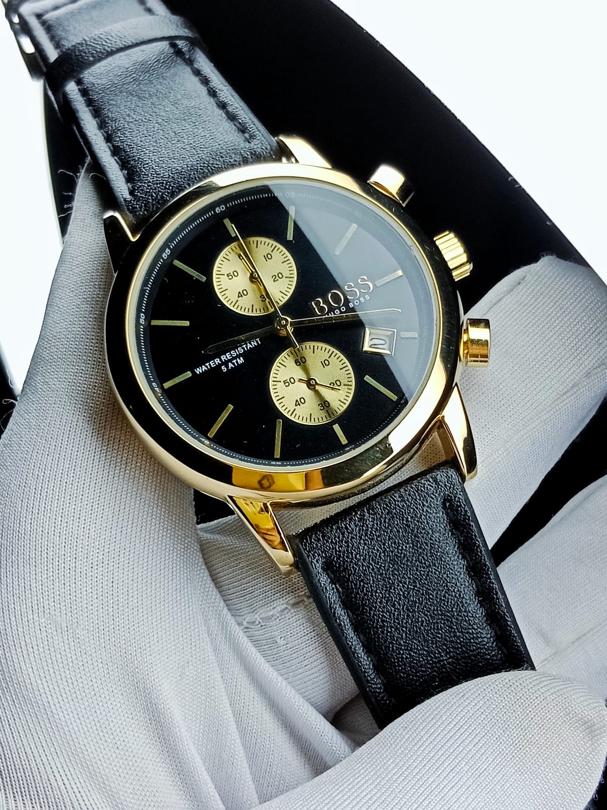 Boss (black & golden dial, golden case, black belt)